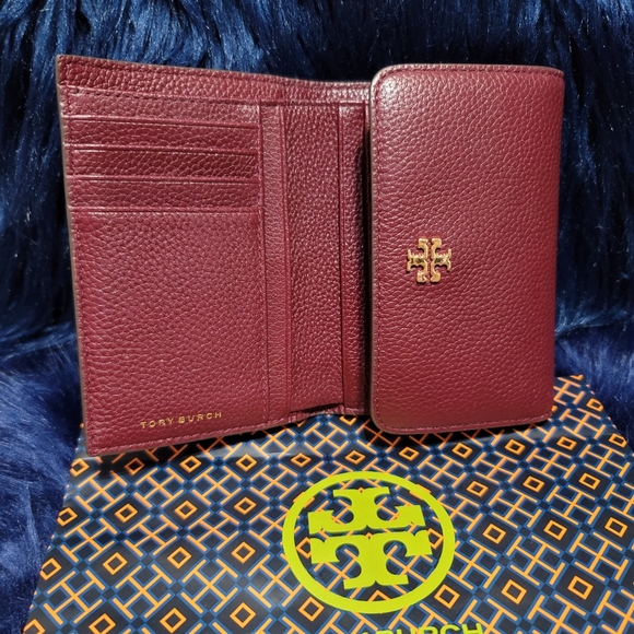 Tory Burch Burgandy Ladies Wallet - Picture 4 of 6